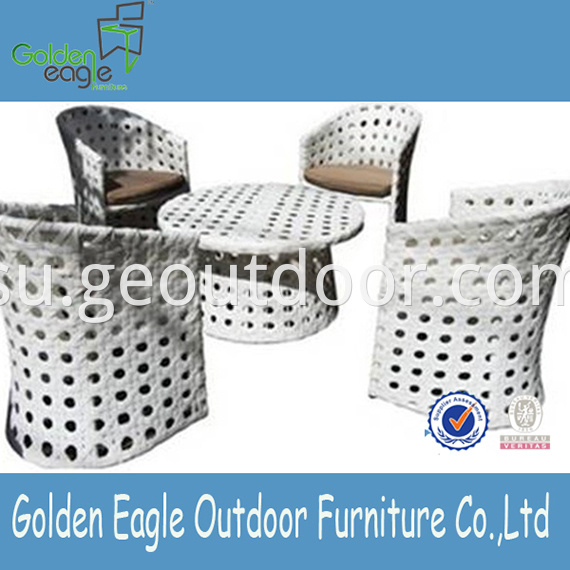 Garden Dining Furniture VIRO Wicker